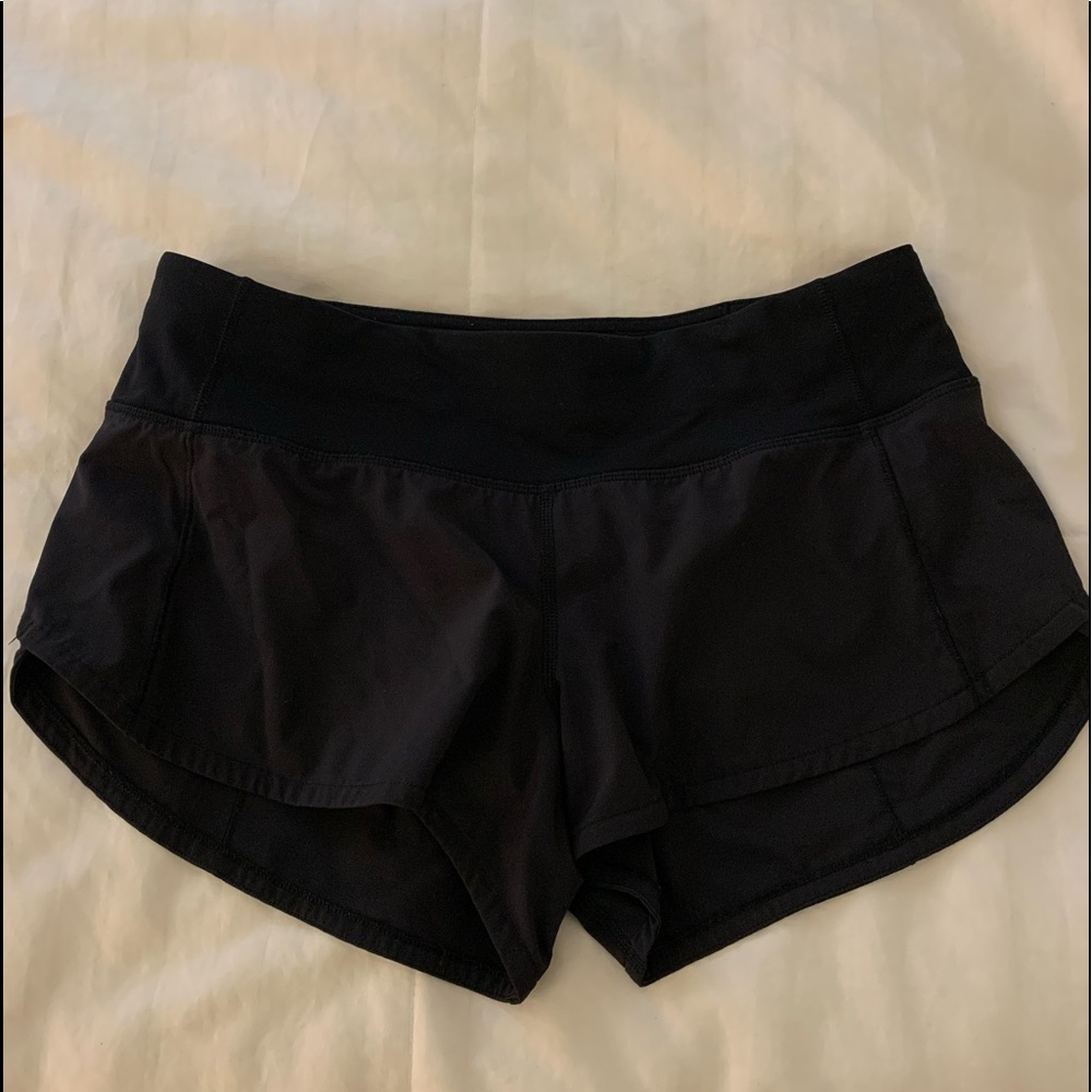 Lululemon Speed up Short 2.5” inseam size 4
